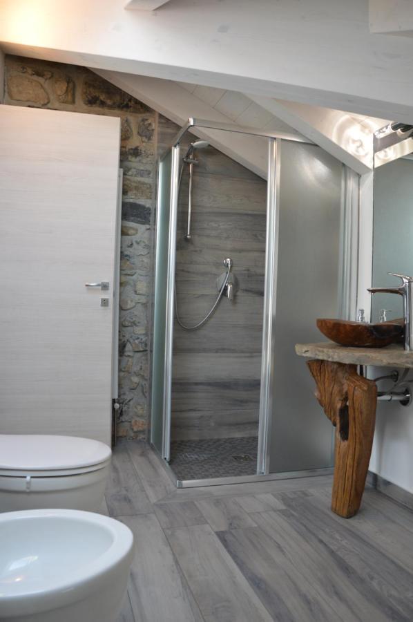 White Suite - Jacuzzi, Swimming Pool & Lake View Lezzeno Zewnętrze zdjęcie